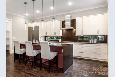 2011 Sharon Avenue, Charlotte, NC 28211 - Photo 9