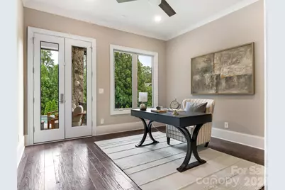 2011 Sharon Avenue, Charlotte, NC 28211 - Photo 19