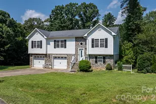4400 Willowood Dr, Morganton, NC 28655 - Photo 1