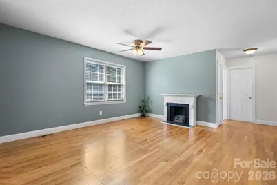 4400 Willowood Drive, Morganton, NC 28655 - Photo 5