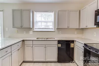 2035 Speedwell Court, Charlotte, NC 28213 - Photo 9