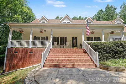 8401 Shelley Mullis Road, Fort Mill, SC 29707 - Photo 3