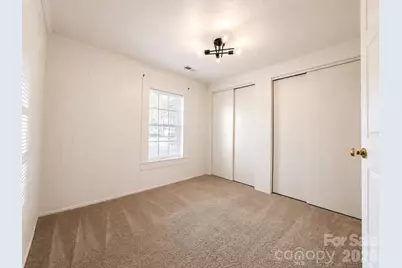 532 E Iredell Avenue, Mooresville, NC 28115 - Photo 11