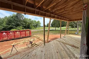 810 Mountain Crest Dr, Kings Mountain, NC 28086 - Photo 3