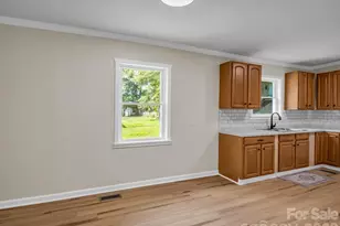 908 W Graham St, Shelby, NC 28150 - Photo 9