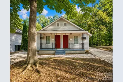 532 E Iredell Avenue, Mooresville, NC 28115 - Photo 1