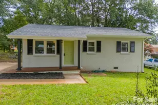 1328 Newton St, Shelby, NC 28150 - Photo 1
