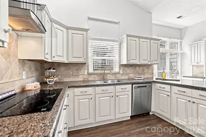 9101 E Orchard Lane, Charlotte, NC 28210 - Photo 19