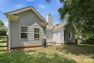 9101 E Orchard Ln, Charlotte, NC 28210 - Photo 33