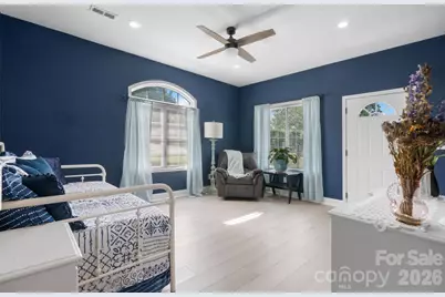 1360 Sweet Briar Lane, Hickory, NC 28602 - Photo 17