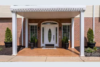 1360 Sweet Briar Lane, Hickory, NC 28602 - Photo 47