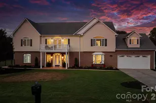 1360 Sweetbriar Ln, Hickory, NC 28602 - Photo 1
