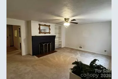 529 10th Street Place NW, Hickory, NC 28601 - Photo 15