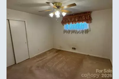 529 10th Street Place NW, Hickory, NC 28601 - Photo 19