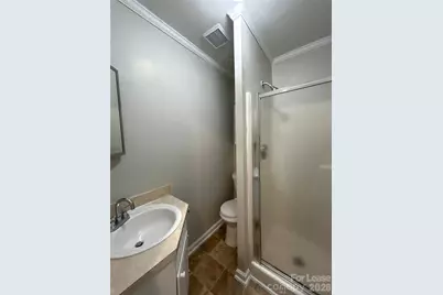 7409 Lockmont Drive, Charlotte, NC 28212 - Photo 11