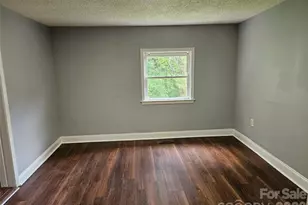 3010 Capitol Dr, Charlotte, NC 28208 - Photo 17
