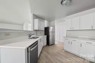 1604 Bray Dr, Charlotte, NC 28214 - Photo 13