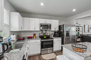 2041 Langer St, Charlotte, NC 28214 - Photo 9