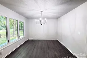 7210 Apple Creek Dr, Charlotte, NC 28227 - Photo 9