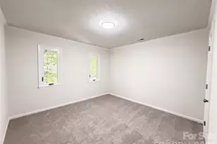 7210 Apple Creek Dr, Charlotte, NC 28227 - Photo 13