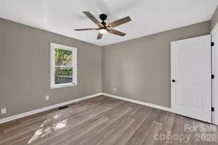 1326 Old Lenoir Rd NW, Hickory, NC 28601 - Photo 27