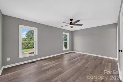 1326 Old Lenoir Road NW, Hickory, NC 28601 - Photo 29
