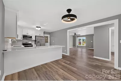 1326 Old Lenoir Road NW, Hickory, NC 28601 - Photo 17