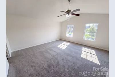 9833 Wardley Drive, Charlotte, NC 28215 - Photo 11