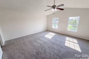 9833 Wardley Dr, Charlotte, NC 28215 - Photo 11