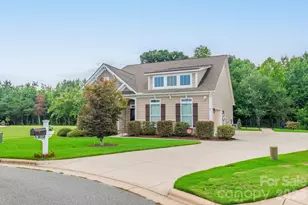 229 Hunters Hill Dr, Statesville, NC 28677 - Photo 5