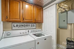 810 Cherokee Rd, Charlotte, NC 28207 - Photo 35