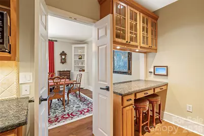 810 Cherokee Road, Charlotte, NC 28207 - Photo 21
