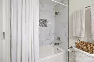 1142 Fox Run Dr, Charlotte, NC 28212 - Photo 21