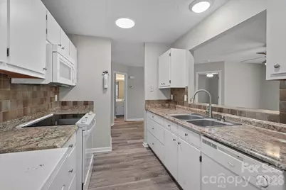 8700 Baraka Place #J, Waxhaw, NC 28173 - Photo 5