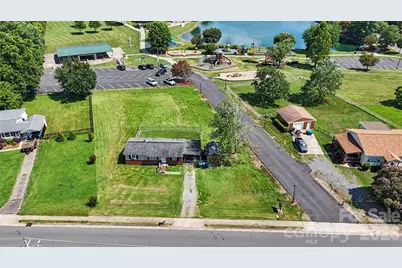 907 Lakeview Drive, Pineville, NC 28134 - Photo 11