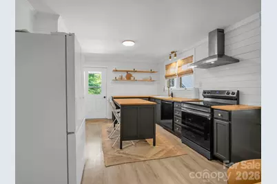 363 Etowah School Road #1, Hendersonville, NC 28739 - Photo 15