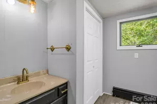 363 Etowah School Rd, Hendersonville, NC 28739 - Photo 25