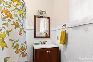 27 Warwick Rd, Asheville, NC 28803 - Photo 23