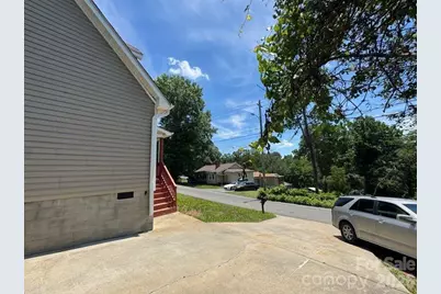 124 Oakland Road, Asheville, NC 28801 - Photo 3