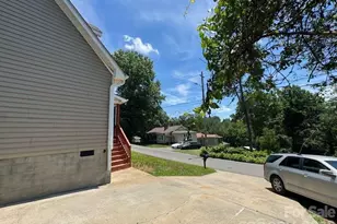 124 Oakland Rd, Asheville, NC 28801 - Photo 3