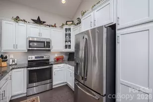 2360 Villa Oaks Ct, Gastonia, NC 28056 - Photo 21