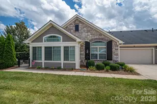 2360 Villa Oaks Ct, Gastonia, NC 28056 - Photo 1