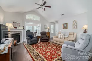 2360 Villa Oaks Ct, Gastonia, NC 28056 - Photo 11