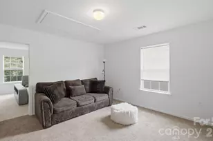 4410 Austin Dekota Dr, Charlotte, NC 28269 - Photo 9