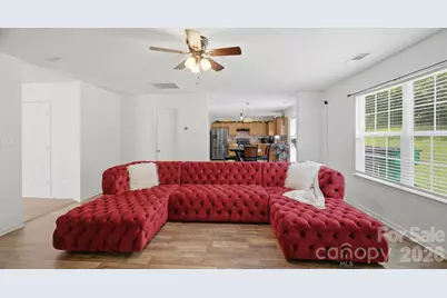 4410 Austin Dekota Drive, Charlotte, NC 28269 - Photo 5