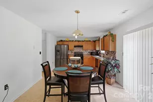 4410 Austin Dekota Dr, Charlotte, NC 28269 - Photo 7