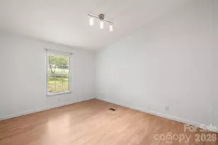 2786 Ridgecreek Dr, Morganton, NC 28655 - Photo 19