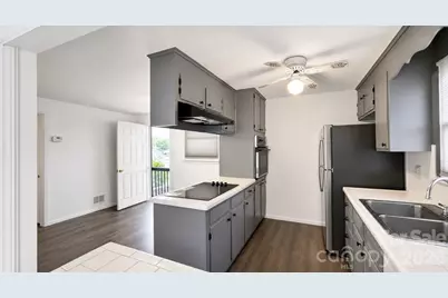1857 8th Street Drive NE, Hickory, NC 28601 - Photo 13