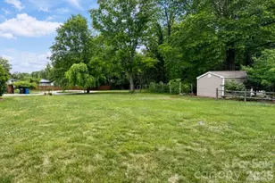 1857 8th St Dr NE, Hickory, NC 28601 - Photo 5