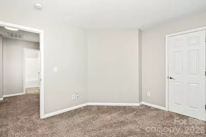 3219 Decapolis Drive, Charlotte, NC 28215 - Photo 21